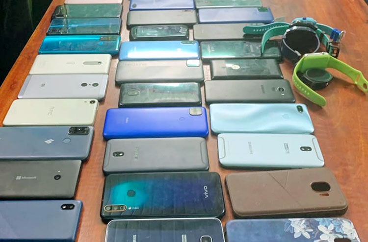 Siêu thị điện máy ở Đà Nẵng mất 130 điện thoại